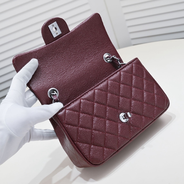 シャネルバッグ角部分ディテール